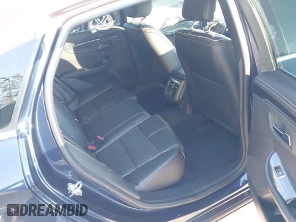 ✅ 2019 Chevrolet Impala Premier • VIN: 2G1105S31K9104202 • Лот: 43801012. Опубликован ранее на IAAI с пробегом 102 806 миль. Бесплатный доступ к архиву аукционных продаж из США и подробный отчёт об истории автомобиля на DreamBid. Изображение 8.