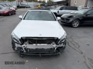 ✅ 2018 Mercedes-Benz C 300 • VIN: WDDWK4JB7JF621901 • Lot: 43612727. Wystawiony na IAAI z przebiegiem 90 324 mil. Bezpłatny archiwum sprzedaży aukcyjnych z USA i szczegółowy raport historii pojazdu na DreamBid. Zdjęcie 6.