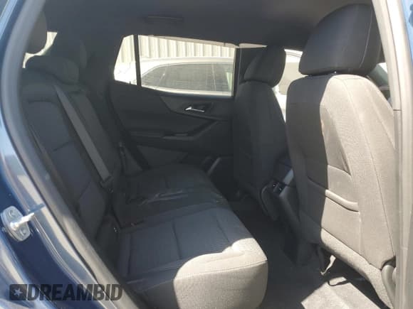 ✅ 2025 Chevrolet Equinox FWD LT • VIN: 3GNAXHEG7SL324158 • Lot: 66371335. Wystawiony na Copart z przebiegiem 3 588 mil. Bezpłatny archiwum sprzedaży aukcyjnych z USA i szczegółowy raport historii pojazdu na DreamBid. Zdjęcie 11.