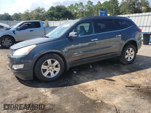 ✅ 2009 Chevrolet Traverse 1LT • VIN: 1GNER23D79S164019 • Lot: 72248084. Wystawiony na Copart z przebiegiem 139 161 mil. Bezpłatny archiwum sprzedaży aukcyjnych z USA i szczegółowy raport historii pojazdu na DreamBid. Zdjęcie 1.