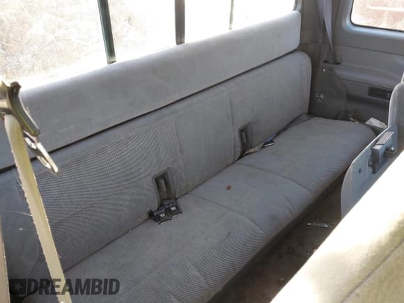 ✅ 1994 Ford F-150 • VIN: 1FTEX14N4RKA90042 • Лот: 43595047. Опубликован ранее на IAAI с пробегом 105 707 миль. Бесплатный доступ к архиву аукционных продаж из США и подробный отчёт об истории автомобиля на DreamBid. Изображение 8.