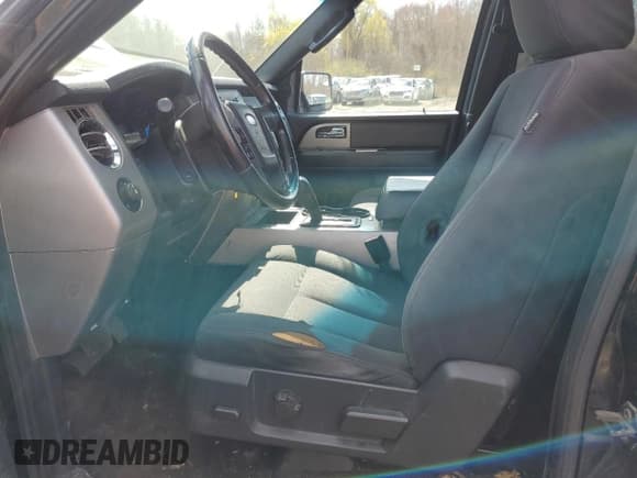 ✅ 2016 Ford Expedition Max XLT • VIN: 1FMJK1JT7GEF02705 • Lot: 52320825. Listed on Copart with 150,294 mi. Free auction sales archive from the USA and detailed vehicle history report at DreamBid. Image 7.