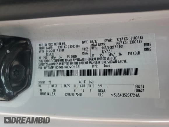 ✅ 2017 Ford F-150 XL • VIN: 1FTMF1C80HKD20135 • Lot: 60485725. Wystawiony na Copart z przebiegiem 185 526 mil. Bezpłatny archiwum sprzedaży aukcyjnych z USA i szczegółowy raport historii pojazdu na DreamBid. Zdjęcie 12.