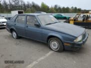 ✅ 1988 Alfa Romeo Milano • VIN: ZARDB1407J1250591 • Lot: 56344445. Listed on Copart with 7,703 mi. Free auction sales archive from the USA and detailed vehicle history report at DreamBid. Image 4.