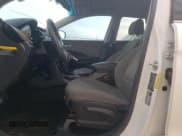 ✅ 2017 Hyundai Santa Fe 2.4L • VIN: 5XYZTDLB8HG438189 • Лот: 43794553. Опубликован ранее на Copart с пробегом 106 443 миль. Бесплатный доступ к архиву аукционных продаж из США и подробный отчёт об истории автомобиля на DreamBid. Изображение 7.