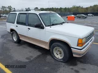 ✅ 1994 Ford Explorer Eddie Bauer • VIN: 1FMDU32X5RUE53856 • Lot: 41820679. Listed on IAAI with 231,000 mi. Free auction sales archive from the USA and detailed vehicle history report at DreamBid. Image 1.