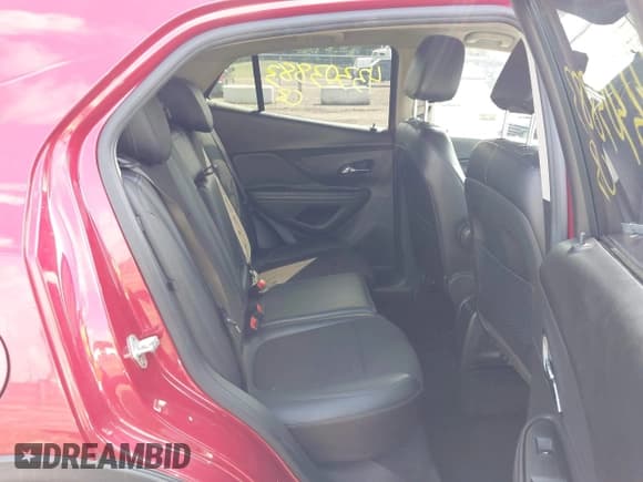 ✅ 2019 Buick Encore Preferred • VIN: KL4CJASB0KB855636 • Lot: 43303883. Wystawiony na IAAI z przebiegiem 90 134 mil. Bezpłatny archiwum sprzedaży aukcyjnych z USA i szczegółowy raport historii pojazdu na DreamBid. Zdjęcie 8.