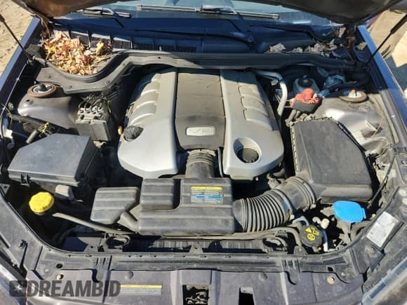 ✅ 2009 Pontiac G8 GT • VIN: 6G2EC57Y89L165058 • Lot: 89694275. Wystawiony na Copart z przebiegiem 168 033 mil. Bezpłatny archiwum sprzedaży aukcyjnych z USA i szczegółowy raport historii pojazdu na DreamBid. Zdjęcie 11.