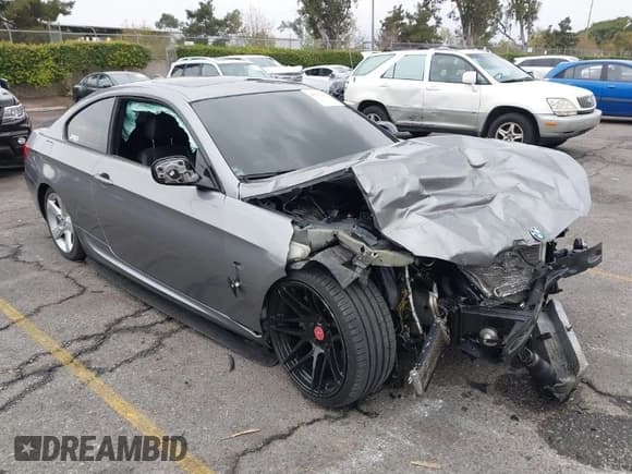 ✅ 2012 BMW 3 Series 335i • VIN: WBAKG7C51CE802162 • Lot: 40561434. Listed on IAAI with 116,202 mi. Free auction sales archive from the USA and detailed vehicle history report at DreamBid. Image 1.