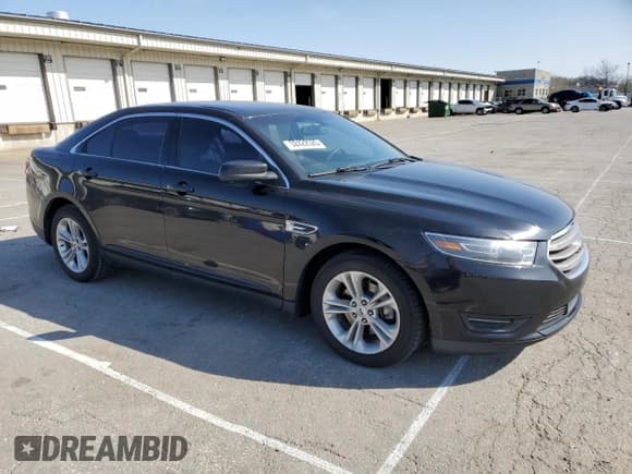 ✅ 2018 Ford Taurus SEL • VIN: 1FAHP2H8XJG137367 • Lot: 52422525. Listed on Copart with 119,486 mi. Free auction sales archive from the USA and detailed vehicle history report at DreamBid. Image 4.