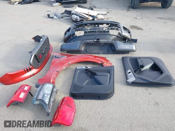 ✅ 2019 Ford Ranger Lariat • VIN: 1FTER4EH8KLA49692 • Lot: 43300828. Listed on IAAI with 66,180 mi. Free auction sales archive from the USA and detailed vehicle history report at DreamBid. Image 12.