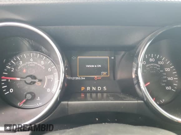 ✅ 2017 Ford Mustang V6 • VIN: 1FA6P8AMXH5270802 • Лот: 45638515. Опубликован ранее на Copart с пробегом 127 263 миль. Бесплатный доступ к архиву аукционных продаж из США и подробный отчёт об истории автомобиля на DreamBid. Изображение 9.