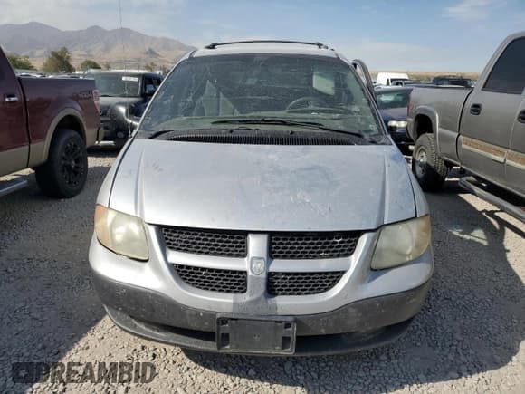 ✅ 2003 Dodge Caravan SE • VIN: 1D4GP25B03B116150 • Lot: 75056614. Wystawiony na Copart z przebiegiem Nie podano. Bezpłatny archiwum sprzedaży aukcyjnych z USA i szczegółowy raport historii pojazdu na DreamBid. Zdjęcie 5.