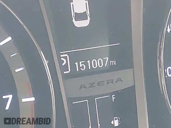 ✅ 2013 Hyundai Azera • VIN: KMHFG4JGXDA227569 • Лот: 42384304. Опубликован ранее на IAAI с пробегом 151 007 миль. Бесплатный доступ к архиву аукционных продаж из США и подробный отчёт об истории автомобиля на DreamBid. Изображение 15.