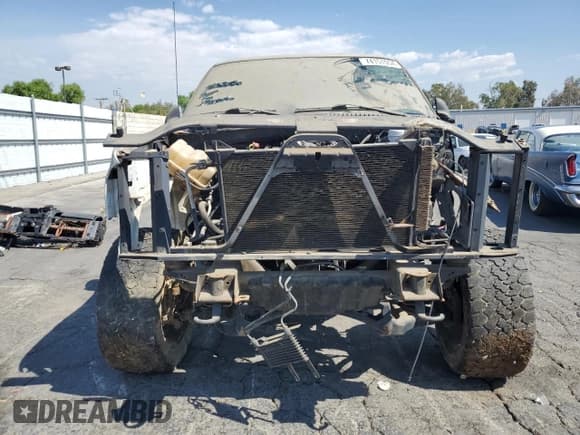 ✅ 2004 Chevrolet Silverado 1500 LS • VIN: 2GCEC13T841369420 • Лот: 74151054. Опубликован ранее на Copart с пробегом Не указан. Бесплатный доступ к архиву аукционных продаж из США и подробный отчёт об истории автомобиля на DreamBid. Изображение 5.