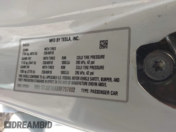 ✅ 2024 Tesla Model 3 • VIN: 5YJ3E1EAXRF757802 • Lot: 42669229. Wystawiony na IAAI z przebiegiem 10 511 mil. Bezpłatny archiwum sprzedaży aukcyjnych z USA i szczegółowy raport historii pojazdu na DreamBid. Zdjęcie 9.