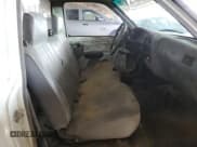 ✅ 1991 Toyota Pickup • VIN: JT4RN81A1M5104102 • Лот: 93150235. Опубликован ранее на Copart с пробегом 287 715 миль. Бесплатный доступ к архиву аукционных продаж из США и подробный отчёт об истории автомобиля на DreamBid. Изображение 7.