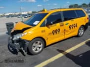 ✅ 2016 Toyota Sienna L • VIN: 5TDZK3DC2GS724321 • Lot: 43773404. Listed on IAAI with 264,851 mi. Free auction sales archive from the USA and detailed vehicle history report at DreamBid. Image 17.