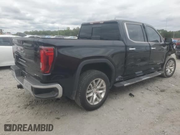 ✅ 2022 GMC Sierra 1500 SLT • VIN: 3GTP8DED2NG108388 • Лот: 83933215. Опубликован ранее на Copart с пробегом 68 277 миль. Бесплатный доступ к архиву аукционных продаж из США и подробный отчёт об истории автомобиля на DreamBid. Изображение 3.