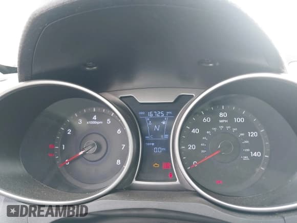 ✅ 2013 Hyundai Veloster w/Gray Int • VIN: KMHTC6AD6DU172892 • Lot: 41518462. Wystawiony na IAAI z przebiegiem 167 251 mil. Bezpłatny archiwum sprzedaży aukcyjnych z USA i szczegółowy raport historii pojazdu na DreamBid. Zdjęcie 7.