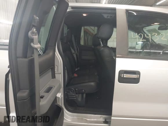 ✅ 2013 Ford F-150 XL • VIN: 1FTFX1ET8DFA27898 • Lot: 42432250. Listed on IAAI with 171,164 mi. Free auction sales archive from the USA and detailed vehicle history report at DreamBid. Image 8.