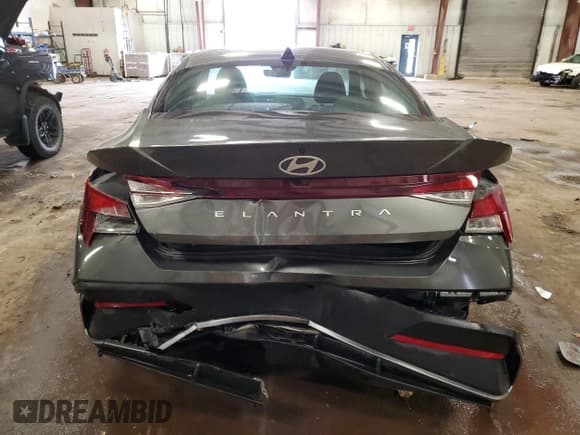 ✅ 2024 Hyundai Elantra SE • VIN: KMHLL4DG7RU765209 • Лот: 86991285. Опубликован ранее на Copart с пробегом 10 595 миль. Бесплатный доступ к архиву аукционных продаж из США и подробный отчёт об истории автомобиля на DreamBid. Изображение 6.