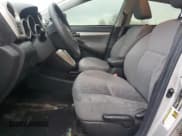 ✅ 2010 Toyota Matrix • VIN: 2T1KU4EE8AC426342 • Lot: 91665075. Wystawiony na Copart z przebiegiem Nie podano. Bezpłatny archiwum sprzedaży aukcyjnych z USA i szczegółowy raport historii pojazdu na DreamBid. Zdjęcie 7.