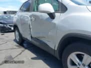 ✅ 2021 Chevrolet Trax LS • VIN: KL7CJKSB0MB319698 • Lot: 43034620. Listed on IAAI with 8,224 mi. Free auction sales archive from the USA and detailed vehicle history report at DreamBid. Image 22.