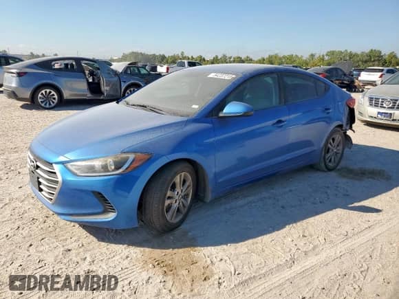2017 Hyundai Elantra SE with VIN 5NPD84LF4HH209161, listed as a Copart auction lot 84237215 with 104,093 mi miles and Clean title. Bid and sale history available at DreamBid. Image 1.