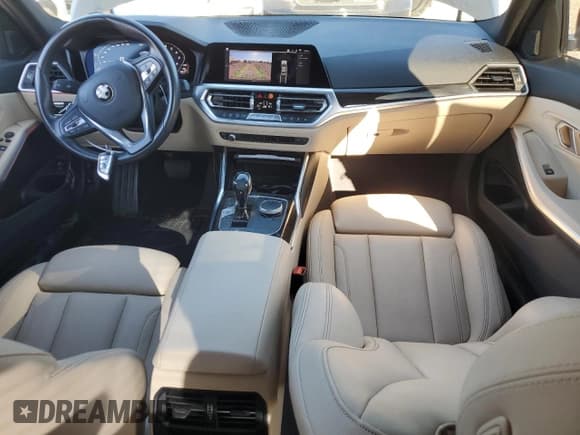 ✅ 2019 BMW 3 Series 330i • VIN: WBA5R1C55KFH17146 • Lot: 82706935. Listed on Copart with 54,424 mi. Free auction sales archive from the USA and detailed vehicle history report at DreamBid. Image 8.
