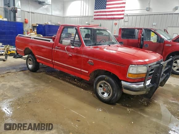 ✅ 1992 Ford F-150 • VIN: 1FTDF15Y6NLA61301 • Lot: 95432735. Listed on Copart with 170,500 mi. Free auction sales archive from the USA and detailed vehicle history report at DreamBid. Image 4.