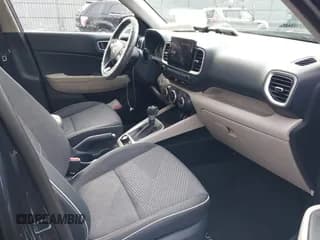 ✅ 2024 Hyundai Venue SEL • VIN: KMHRC8A39RU285918 • Lot: 41480084. Listed on IAAI with 4,824 mi. Free auction sales archive from the USA and detailed vehicle history report at DreamBid. Image 5.