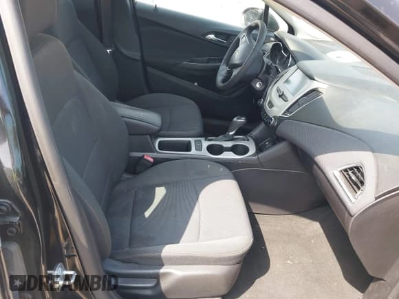 ✅ 2017 Chevrolet Cruze LS • VIN: 1G1BC5SMXH7252346 • Lot: 43218486. Listed on IAAI with 99,134 mi. Free auction sales archive from the USA and detailed vehicle history report at DreamBid. Image 5.