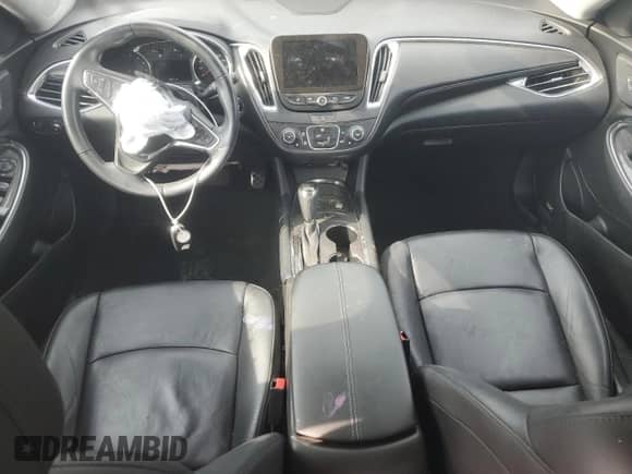 2017 Chevrolet Malibu LT z VIN 1G1ZE5STXHF250327, wystawiony jako Copart lot #84184085 z przebiegiem 86 473 mil mil oraz Szkoda całkowita • Salvage title. Historia ofert i sprzedaży dostępna na DreamBid. Obrazek 8.