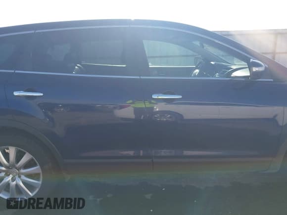 ✅ 2007 Mazda CX-9 Touring • VIN: JM3TB28Y870106338 • Лот: 42604067. Опубликован ранее на IAAI с пробегом 225 223 миль. Бесплатный доступ к архиву аукционных продаж из США и подробный отчёт об истории автомобиля на DreamBid. Изображение 13.