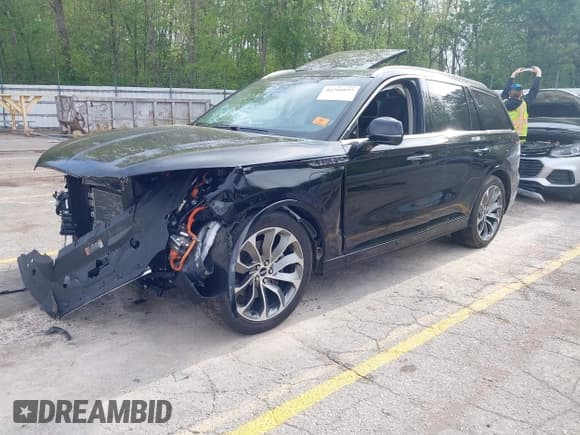 ✅ 2023 Lincoln Aviator Grand Touring • VIN: 5LMYJ8XY7PNL00330 • Лот: 42266997. Опубликован ранее на IAAI с пробегом Не указан. Бесплатный доступ к архиву аукционных продаж из США и подробный отчёт об истории автомобиля на DreamBid. Изображение 2.