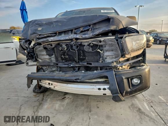 ✅ 2015 Toyota Tundra SR5 • VIN: 5TFRM5F1XFX094381 • Lot: 92108905. Listed on Copart with 206,342 mi. Free auction sales archive from the USA and detailed vehicle history report at DreamBid. Image 5.