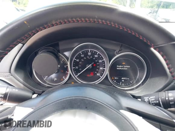 ✅ 2023 Mazda CX-5 S Preferred • VIN: JM3KFBCM8P0172232 • Lot: 43135812. Wystawiony na IAAI z przebiegiem 46 052 mil. Bezpłatny archiwum sprzedaży aukcyjnych z USA i szczegółowy raport historii pojazdu na DreamBid. Zdjęcie 7.