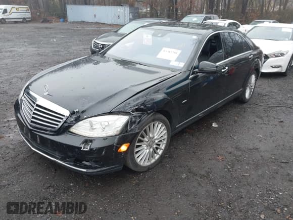 ✅ 2012 Mercedes-Benz S 550 • VIN: WDDNG9EB3CA487912 • Lot: 43782791. Listed on IAAI with 97,588 mi. Free auction sales archive from the USA and detailed vehicle history report at DreamBid. Image 6.