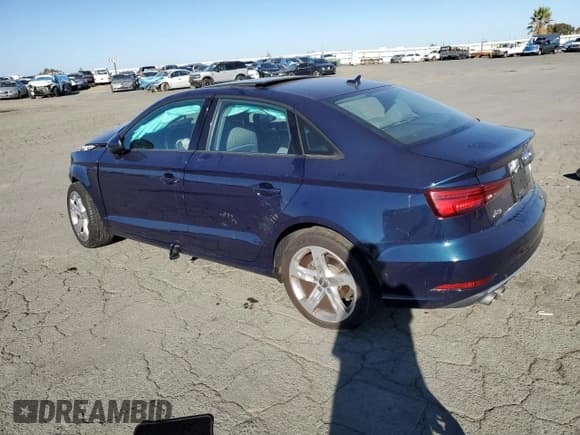 ✅ 2017 Audi A3 Premium • VIN: WAUAUGFF4H1041053 • Лот: 81931125. Опубликован ранее на Copart с пробегом 63 705 миль. Бесплатный доступ к архиву аукционных продаж из США и подробный отчёт об истории автомобиля на DreamBid. Изображение 2.