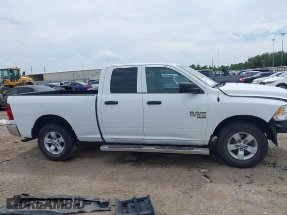 ✅ 2020 Ram 1500 Tradesman • VIN: 1C6RR6FG7LS152040 • Lot: 42297680. Listed on IAAI with 60,152 mi. Free auction sales archive from the USA and detailed vehicle history report at DreamBid. Image 14.