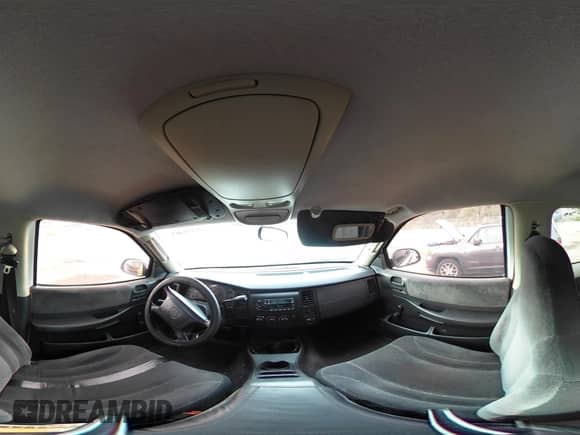 2002 Dodge Dakota Sport z VIN 1B7GL32X22S508401, wystawiony jako IAAI lot #41591465 z przebiegiem Nie podano mil oraz . Historia ofert i sprzedaży dostępna na DreamBid. Obrazek 18.