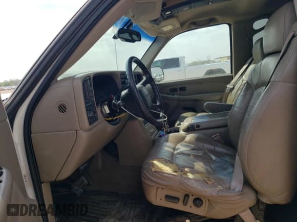 ✅ 2001 Chevrolet Silverado 2500HD LS • VIN: 1GCHK23U11F121495 • Лот: 44270243. Опубликован ранее на Copart с пробегом 218 961 миль. Бесплатный доступ к архиву аукционных продаж из США и подробный отчёт об истории автомобиля на DreamBid. Изображение 7.