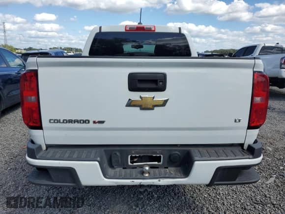 ✅ 2019 Chevrolet Colorado 2WD LT • VIN: 1GCGSCEN8K1120060 • Лот: 82429095. Опубликован ранее на Copart с пробегом 106 333 миль. Бесплатный доступ к архиву аукционных продаж из США и подробный отчёт об истории автомобиля на DreamBid. Изображение 6.