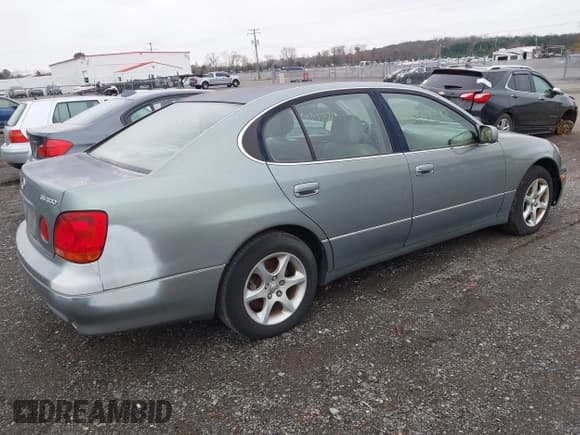 ✅ 2002 Lexus GS 300 • VIN: JT8BD69S320152716 • Lot: 43739490. Wystawiony na IAAI z przebiegiem 126 394 mil. Bezpłatny archiwum sprzedaży aukcyjnych z USA i szczegółowy raport historii pojazdu na DreamBid. Zdjęcie 4.