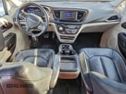 ✅ 2017 Chrysler Pacifica Touring L • VIN: 2C4RC1BG4HR550656 • Lot: 93261425. Listed on Copart with 155,764 mi. Free auction sales archive from the USA and detailed vehicle history report at DreamBid. Image 8.