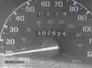 1997 Ford Explorer XLT с VIN 1FMDU35P1VUD27290, выставлен на аукционе IAAI как лот 43546783 с пробегом 307 524 миль миль и . История ставок и продаж доступна на DreamBid. Изображение 12.