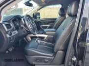 ✅ 2019 Nissan Titan Pro-4X • VIN: 1N6AA1E50KN523906 • Lot: 81147745. Wystawiony na Copart z przebiegiem 73 146 mil. Bezpłatny archiwum sprzedaży aukcyjnych z USA i szczegółowy raport historii pojazdu na DreamBid. Zdjęcie 7.