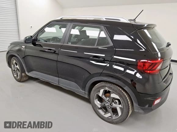 ✅ 2024 Hyundai Venue SEL • VIN: KMHRC8A31RU305871 • Lot: 55202585. Listed on Copart with 5,564 mi. Free auction sales archive from the USA and detailed vehicle history report at DreamBid. Image 2.