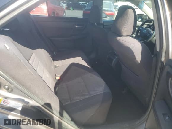 ✅ 2017 Toyota Camry Hybrid LE • VIN: 4T1BD1FK6HU202370 • Лот: 89898395. Опубликован ранее на Copart с пробегом 186 736 миль. Бесплатный доступ к архиву аукционных продаж из США и подробный отчёт об истории автомобиля на DreamBid. Изображение 10.